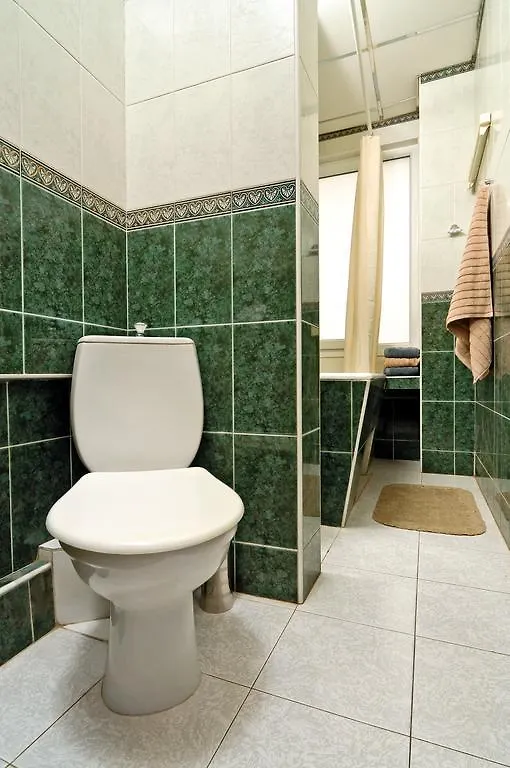 Apartment With Balcony On Kreschatyk Kijów Ukraina